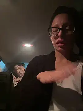 myloveforyouu online show from January 7, 2026, 4:50 am