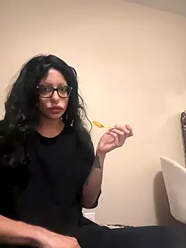 myloveforyouu online show from October 29, 2025, 12:26 pm