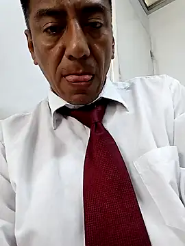 Romeoblues online show from February 9, 2025, 3:34 pm