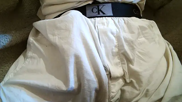 KoyuHanara online show from November 3, 2025, 3:15 pm