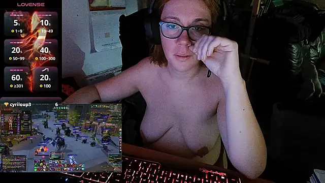 lili-hot-77 online show from December 29, 2024, 8:04 pm