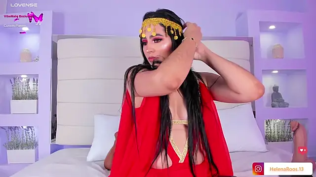 HelenaRoos online show from October 7, 2025, 7:37 pm