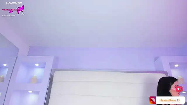 HelenaRoos online show from September 22, 2025, 7:20 pm