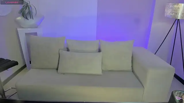 MariaHerrera  online show from June 25, 2026, 1:03 am