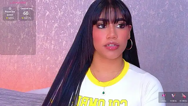 Snapshot of Salome_Diaz_ chatting on June 18, 2026, 4:55 am Salome Diaz online show from June 18, 2026, 4:55 am