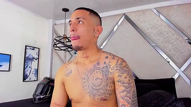 Damian09  online show from November 7, 2025, 2:43 pm