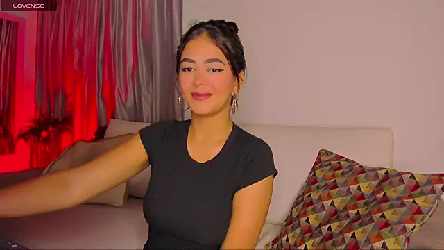 azzahara069 online show from January 9, 2025, 2:43 am