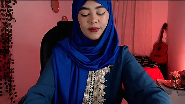 Snapshot of azzahara069 chatting on June 7, 2026, 12:49 am azzahara069 online show from June 7, 2026, 12:49 am