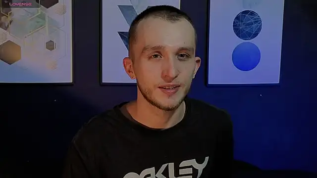 Snapshot of Dylanwhite23_ chatting on February 22, 2026, 12:24 am Dylanwhite23 online show from February 22, 2026, 12:24 am