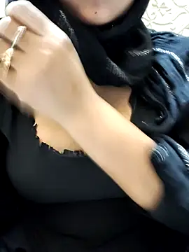 Indian-Nazia online show from November 24, 2025, 6:19 pm