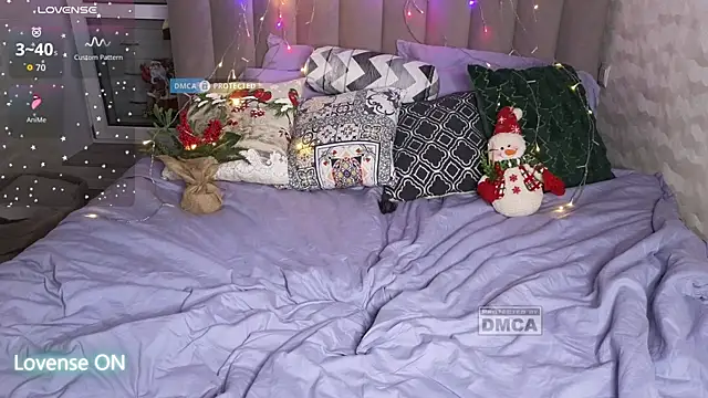 GoodGirl0024 online show from December 19, 2025, 8:44 pm