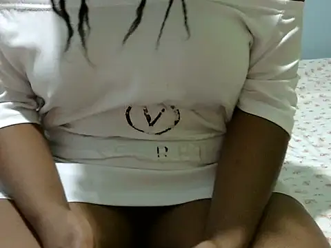 prettylacey3 online show from September 27, 2025, 5:57 am