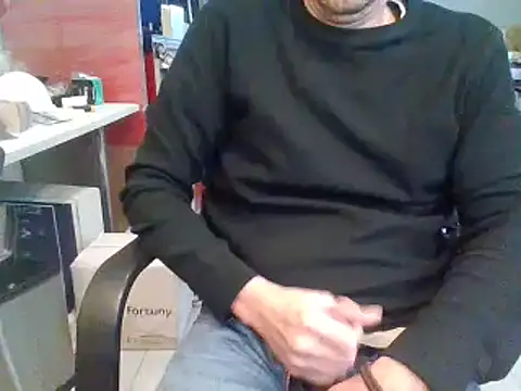 Raimundo1971 online show from April 10, 2026, 4:47 pm