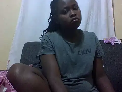 Snapshot of Sweetcecie01 chatting on June 1, 2026, 9:36 pm Sweetcecie01 online show from June 1, 2026, 9:36 pm