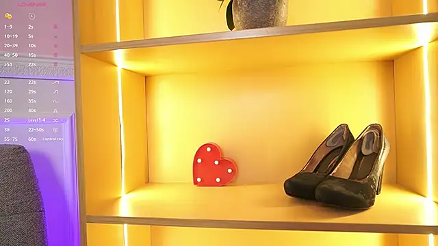 Anybuny online show from November 15, 2025, 11:58 am