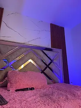 Kendy Wilkinson online show from February 9, 2026, 4:43 am