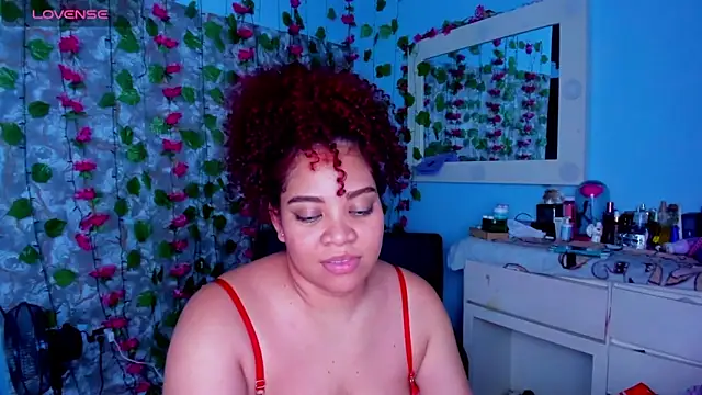 Snapshot of AngelaCoffee chatting on May 29, 2026, 7:14 am AngelaCoffee online show from May 29, 2026, 7:14 am