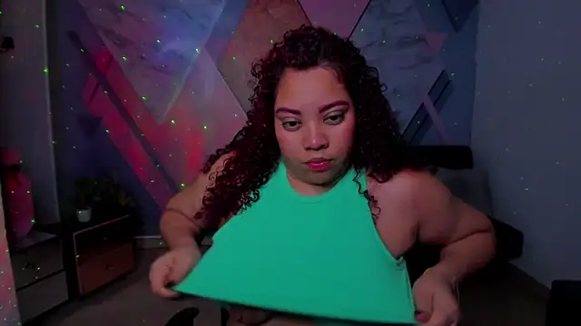 AngelaCoffee online show from December 4, 2025, 3:16 am