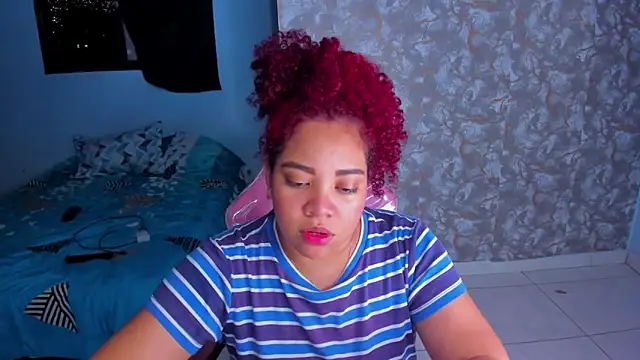 Snapshot of AngelaCoffee chatting on February 9, 2026, 11:58 pm AngelaCoffee online show from February 9, 2026, 11:58 pm