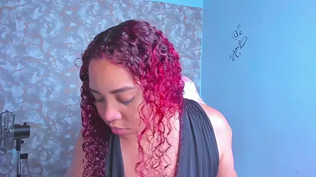 Snapshot of AngelaCoffee chatting on February 25, 2026, 8:52 pm AngelaCoffee online show from February 25, 2026, 8:52 pm