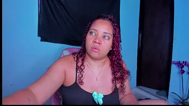 Snapshot of AngelaCoffee chatting on February 20, 2026, 7:38 pm AngelaCoffee online show from February 20, 2026, 7:38 pm