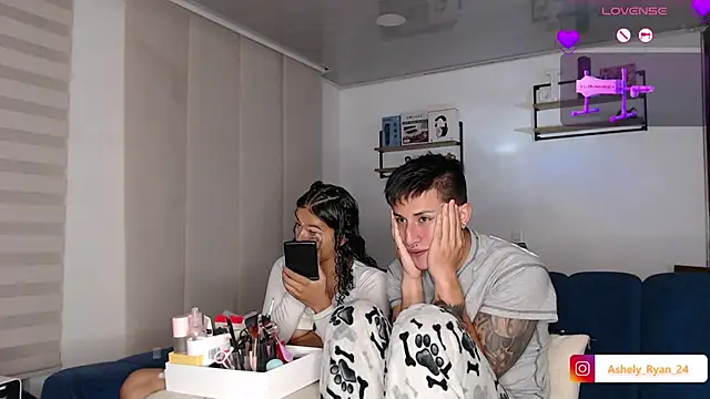 ashely ryan24 online show from January 17, 2026, 12:48 am