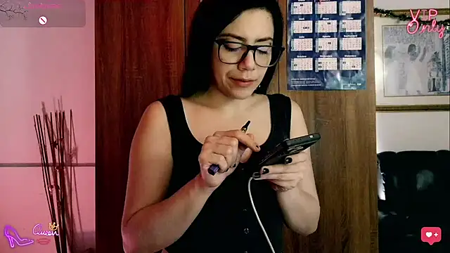 LauGrayJ online show from February 8, 2026, 2:53 am