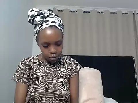 Snapshot of sexxyykittyy chatting on September 11, 2025, 3:50 am sexxyykittyy online show from September 11, 2025, 3:50 am