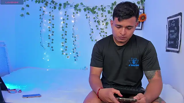 Khefthany online show from April 18, 2026, 8:09 pm