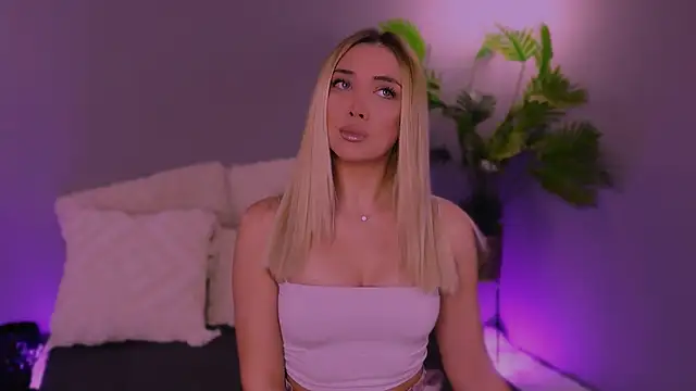 Snapshot of Jessielle chatting on November 26, 2025, 3:39 am Jessielle online show from November 26, 2025, 3:39 am