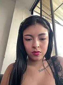 Dulce-diosa online show from February 18, 2026, 11:01 pm