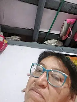 clarita 01 online show from March 29, 2026, 4:25 am