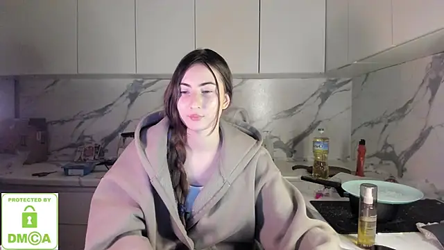 Ayesha Thebestt online show from January 7, 2026, 4:34 pm