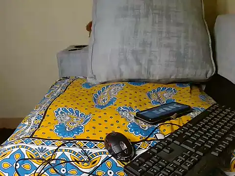 lavishh linds online show from March 17, 2025, 9:01 am