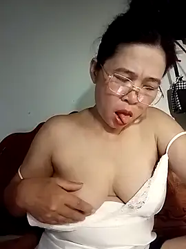 Snapshot of Sexy-asslove90 chatting on September 24, 2025, 1:39 pm Sexy-asslove90 online show from September 24, 2025, 1:39 pm