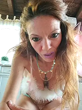 Snapshot of vampvanna23 chatting on July 20, 2026, 5:59 pm vampvanna23 online show from July 20, 2026, 5:59 pm
