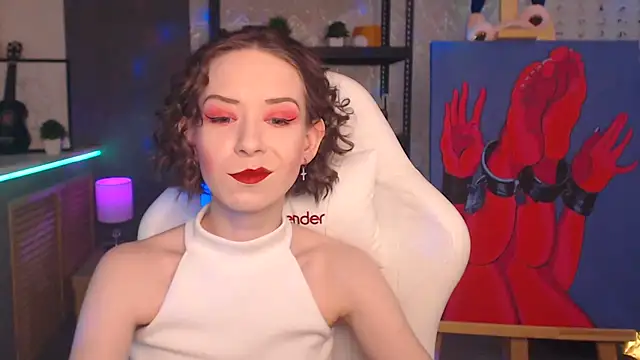 FascinatingEyess online show from February 16, 2026, 11:09 am