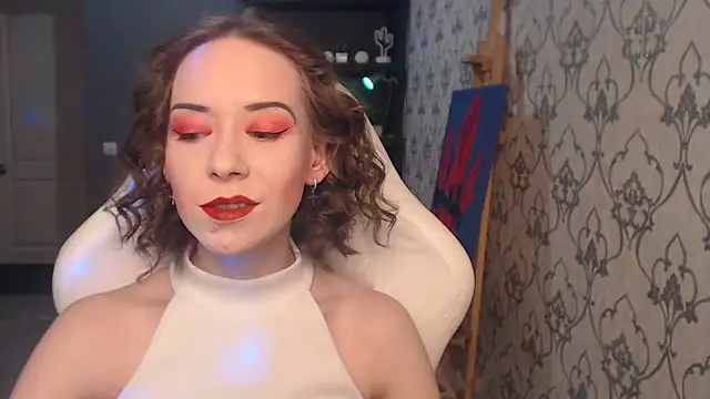 Snapshot of FascinatingEyess chatting on June 12, 2026, 9:56 pm FascinatingEyess online show from June 12, 2026, 9:56 pm