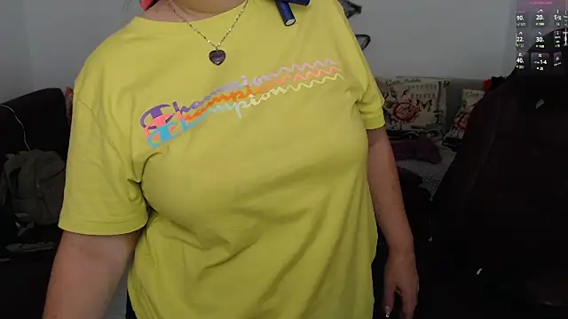 zehra sanem online show from October 31, 2025, 3:08 pm