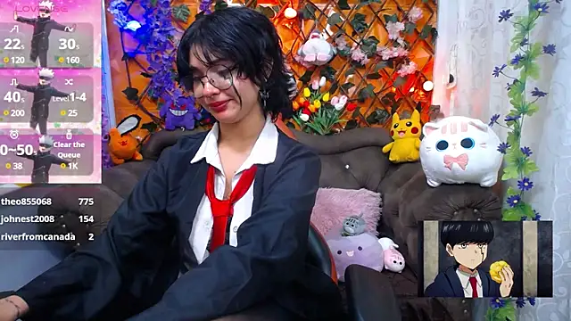 Snapshot of ravenn_20 chatting on March 18, 2025, 5:44 pm ravenn 20 online show from March 18, 2025, 5:44 pm