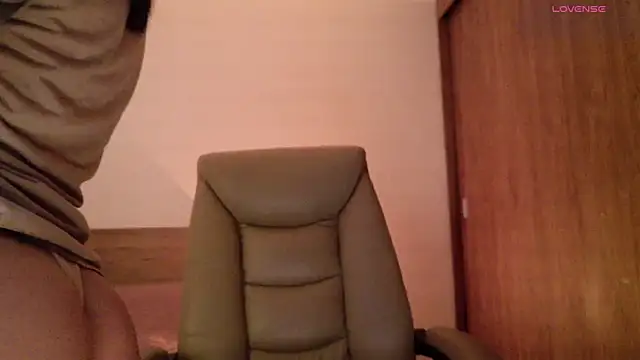 Snapshot of sabi_wiii chatting on May 13, 2026, 6:53 am sabi wiii online show from May 13, 2026, 6:53 am
