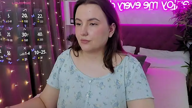 FeralPeach online show from April 19, 2026, 8:04 am