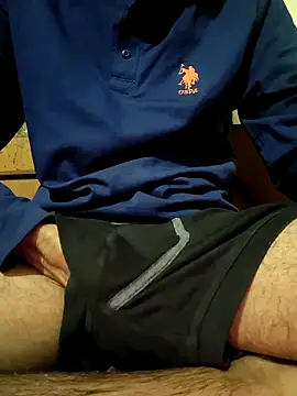 Collegeboywithbigweapan21 online show from December 5, 2025, 4:49 pm