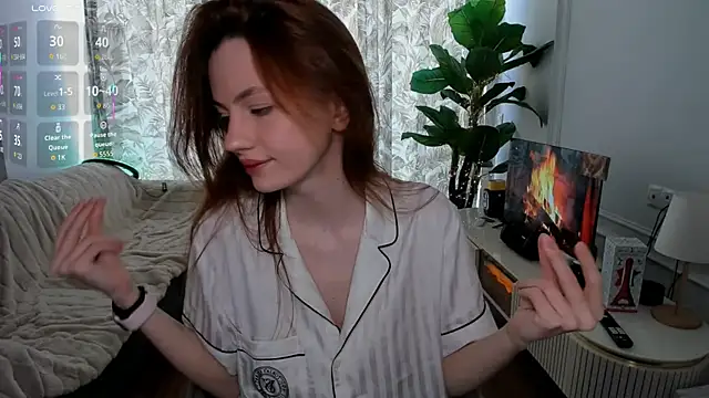 Alyssa Smitt online show from June 7, 2026, 8:41 am