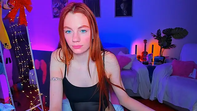 Snapshot of Alyssa_Smitt chatting on March 9, 2025, 11:46 pm Alyssa Smitt online show from March 9, 2025, 11:46 pm