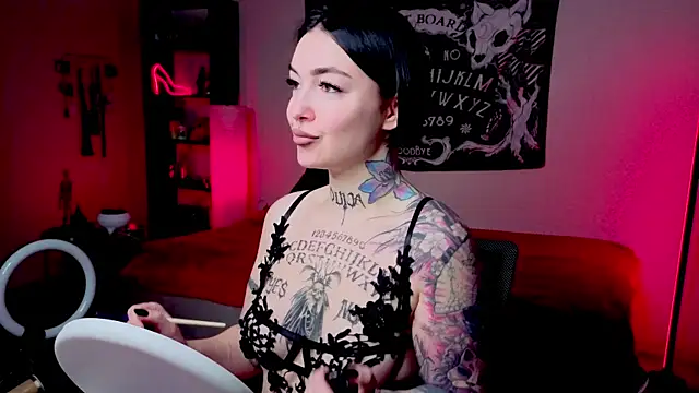 Magic Allie online show from April 15, 2026, 6:23 pm