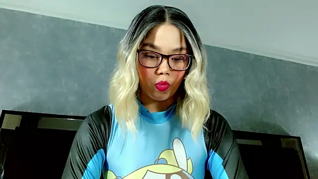 JasmineMoore online show from October 27, 2025, 9:49 pm