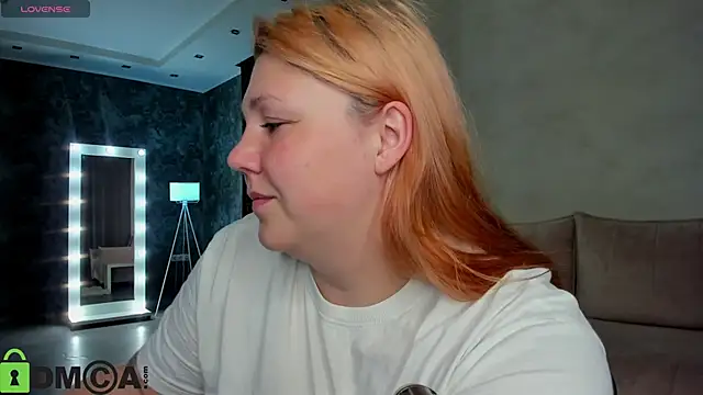 Ruth Oliver online show from September 28, 2025, 12:06 am