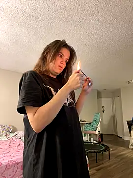 SafeinouterSpace online show from November 5, 2025, 6:38 am