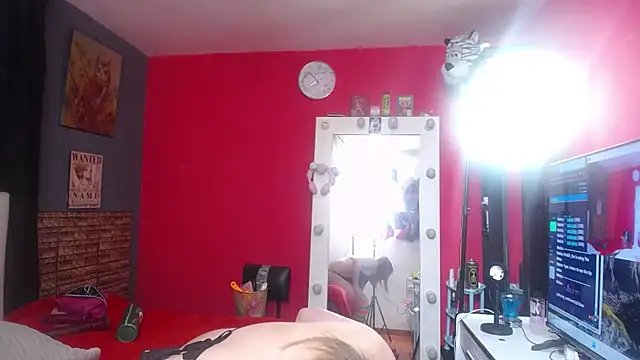 violl3tfoxx online show from November 12, 2025, 1:26 pm